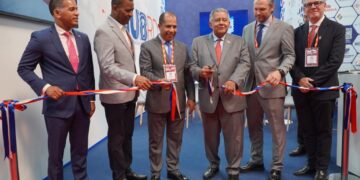 Aduanas presenta en Europa, ventajas para invertir en sector logístico de RD