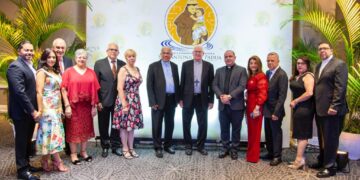 Parroquia San Antonio de Padua celebra cena de gala empresarial de la confraternidad