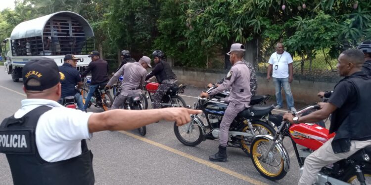 PN desmantela estructura organizadora de carreras clandestinas de motocicletas en San Cristóbal