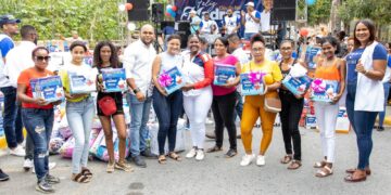 Margarita Tejeda agasaja a más de 700 madres de Haina