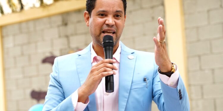 Amador Figaris destaca importantes logros del Gobierno en materia de Educación