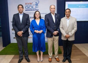 Adoexpo ofrece cóctel a directivos y participantes del próximo torneo en Punta Espada Golf Club
