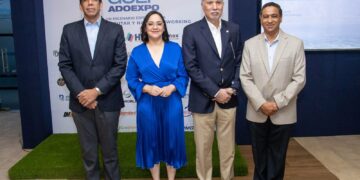 Adoexpo ofrece cóctel a directivos y participantes del próximo torneo en Punta Espada Golf Club