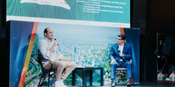 Dio Astacio solicita más Farmacias del Pueblo en SDE