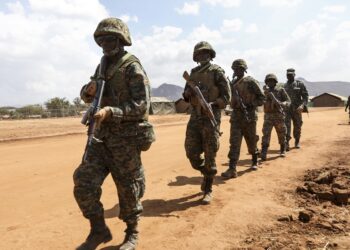 Al menos 37 muertos en un ataque contra una escuela en Uganda