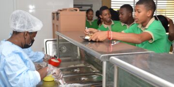 INABIE termina año escolar con más 957 millones de raciones alimenticias entregadas