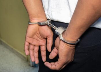 Policía apresa hombre por agresión y violación sexual contra una mujer