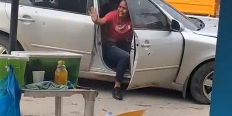 Tras persecución patrullas policiales hieren y capturan en Nagua a dos hombres y una mujer