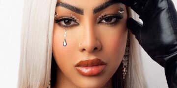 Tekashi obsequia regalos a Yailin; agradece colaboración musical