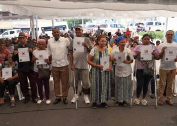 Gobierno entrega 368 títulos de propiedad en de Haina