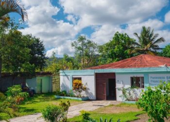 Entregan fondos para construcción Parroquia San Francisco Javier en Rancho Arriba