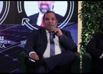 Director CNE resalta integración de energía renovable y almacenamiento: clave para el sector energético