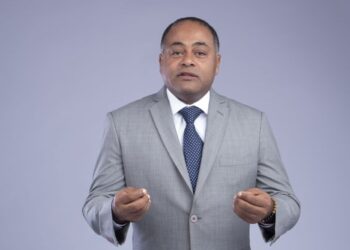 Asmín Aquino exhorta al Gobierno declarar la “guerra”a los desechos sólidos