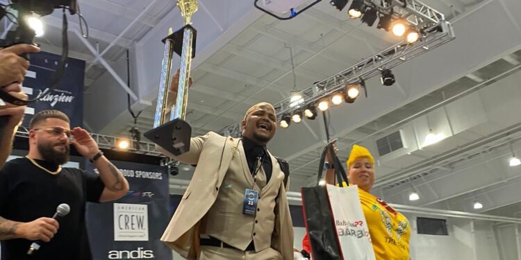 Esmerlin Castillo vuelve con Experienced Barbers and Beauty desde EE.UU