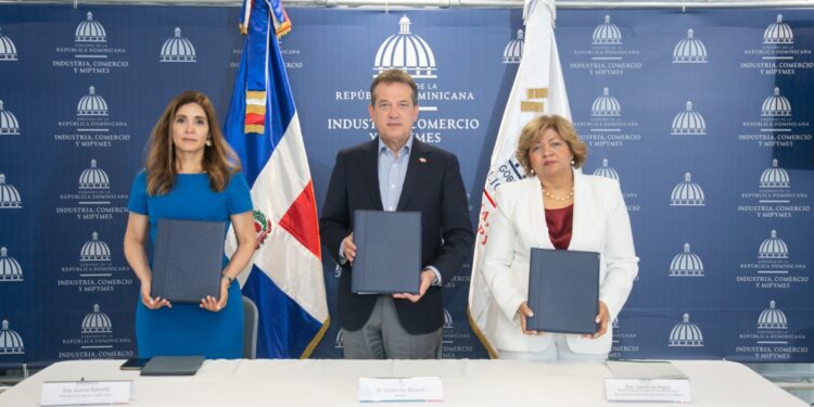 MICM, Barrick y la UNPHU cierran Proyecto de Desarrollo de Proveedores