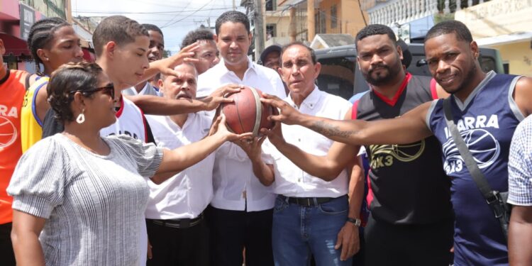 Club Alejandro Ibarra resalta contribución de Rafael Amador en los programas deportivos a favor de Cristo Rey
