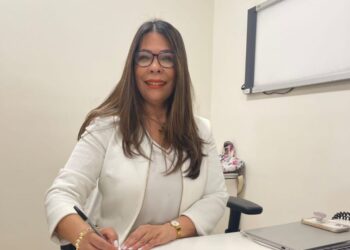 Psicóloga Miriam Fondeur llama a trabajar en salud mental de adolescentes