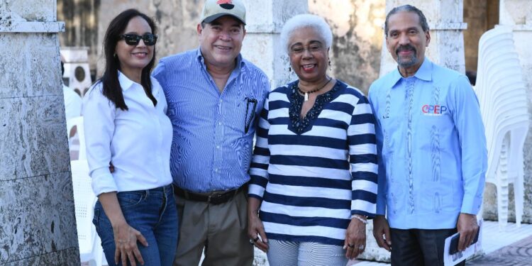 Presentan documental “Caamaño Militar a Guerrillero” en el parque Independencia