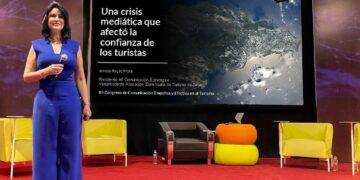 ADTS recomienda acreditaciones internacionales para fortalecer calidad en servicios