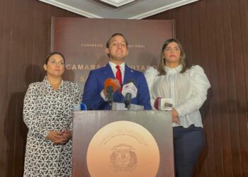 Diputado Ángel Estévez somete proyecto de ley que busca crear “Bancos de Sangre en todo el país