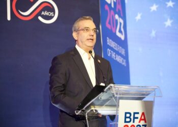 Abinader anuncia licitación del Tren Metropolitano del GSD para el mes de julio