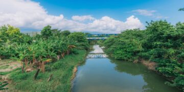 Sur Futuro y el Servicio Geológico Francés inician estudio de aguas subterráneas en la cuenca Yaque del Sur