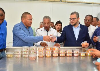 El director del FEDA dice agroindustrialización es prioridad del país