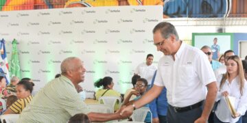 Inauguran nuevo centro de servicios y realizan jornada de salud en Nagua