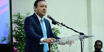 Abel Martínez: “Gobernaré para todos, popis y wawawás, pero los wawawás serán mi prioridad”