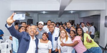 Bertico Santana asegura integrará a los jóvenes a la creación de políticas públicas municipales en SDE