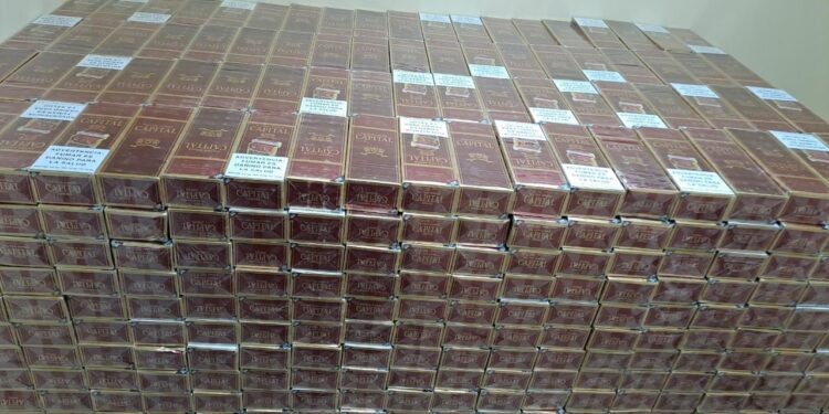 PN apresa chofer por contrabando de cigarrillos en Valverde Mao