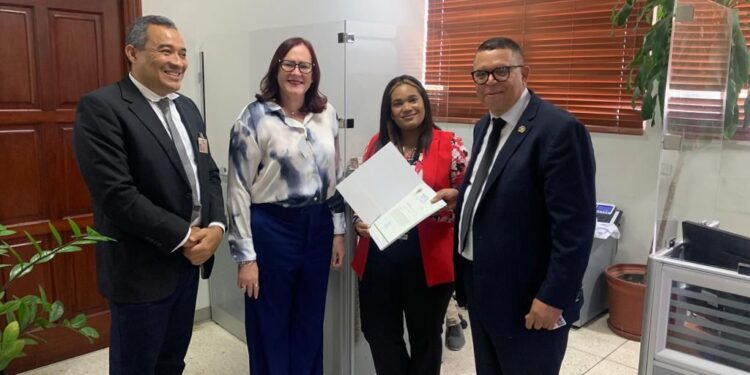 PRD deposita documentos sobre reservas de candidaturas ante JCE