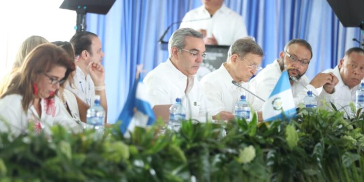 SICA: Ante llamado de Abinader, El Salvador anuncia establecerá oficina de cooperación en Haití