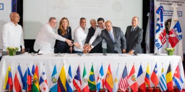 INPOSDOM pone en circulación sello postal conmemorativo a la “IV Convención de Historiadores y Numismáticos 2023”