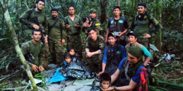 Niños que sobrevivieron 40 días en la selva de Colombia se recuperan y quieren salir a caminar