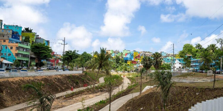 CAASD interviene 42 kilómetros de cañadas en el Gran Santo Domingo para impactar positivamente al medioambiente