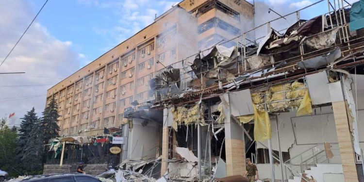 Ataque en Ucrania deja al menos cuatro muertos y 40 heridos