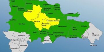 COE mantiene 25 provincias en alerta por incidencia de vaguada