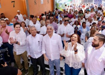 MVM lidera lanzamiento candidatura de Virmania Arzeno a Alcaldía Cotuí