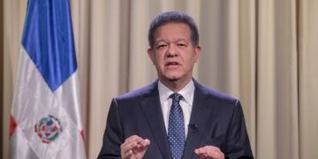 Leonel anuncia da positivo al Covid-19 por segunda ocasión