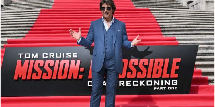 Tom Cruise paraliza Roma con el estreno de «Mission: Impossible 7»