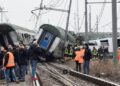 Se elevan a 120 los muertos y 800 los heridos en choque trenes en este de India