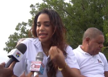 Betty Gerónimo dice alcaldía de SDN está abandonada