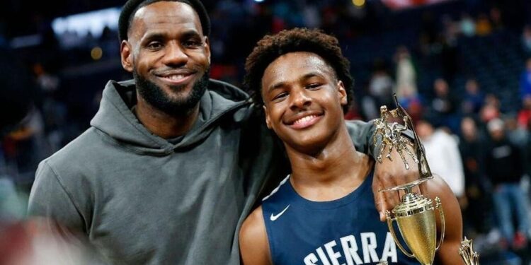 El hijo de LeBron James sufre un paro cardíaco en un entenamiento