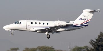 Operativo de emergencia: Avión privado cayó al mar tras despegue en Veracruz