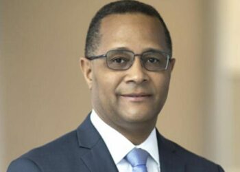 Universidad ISA elige nuevo rector y anuncia proceso de modernización