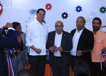 Campamento de Verano “Robótica Educativa” inicia con éxito en la Regional 15 de Educación