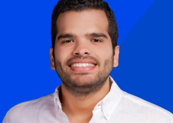 Vicente Sánchez aboga por la innovación y modernización del sistema legislativo