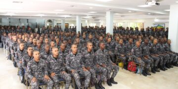 Director PN encabeza distribución de 400 nuevos agentes a sus respectivas áreas 