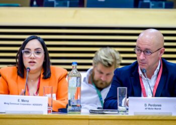 Presidenta de Adoexpo interviene en foro de Unión Europea, AL y el Caribe